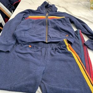 Girls aviator nation sweatsuit. Sweatshirt girls sz. 14 sweatpants Sz. 12